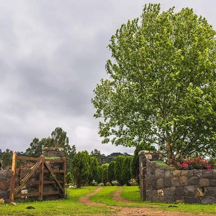 Chales Rota Das Cachoeiras Ирипема Екстериор снимка